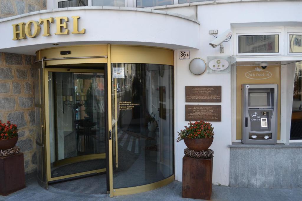 Hotel Goldene Rose Bruneck Exterior foto